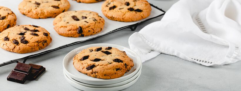 Social_Facebook_Cover Art-Gluten-Free Chocolate Chip Cookies 02.jpg